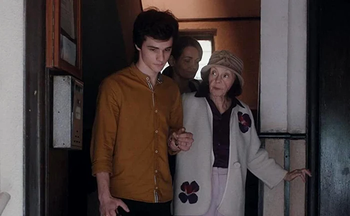 Marina Voica, alături de Elvira Deatcu şi de Ştefan Iancu