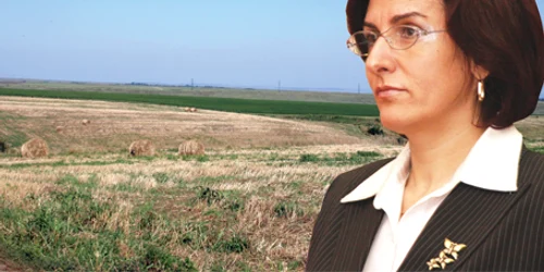 Norina Forna este aşteptată la Agenţia Domeniilor Statului să semneze actele pentru teren