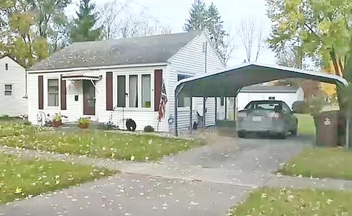 Casa e izolată, iar ţipetele casnicei nu au fost auzite de vecini