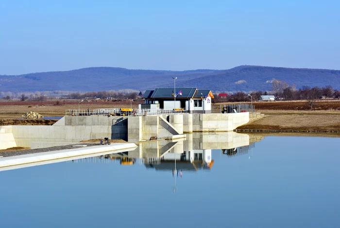 Hidrocentrala a fost dată în funcțiune acum nouă ani FOTO Primăria Roman