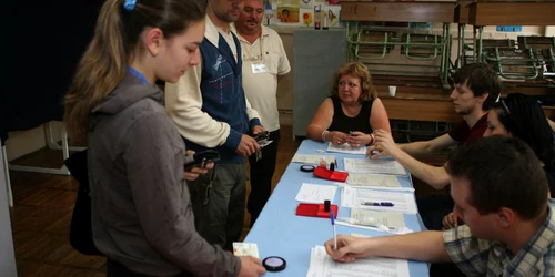 Ieşenii ar putea fi chemaţi la referendum 