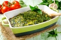 Omleta cu urzici si ceapa verde  Sursa foto shutterstock 419537365 jpg