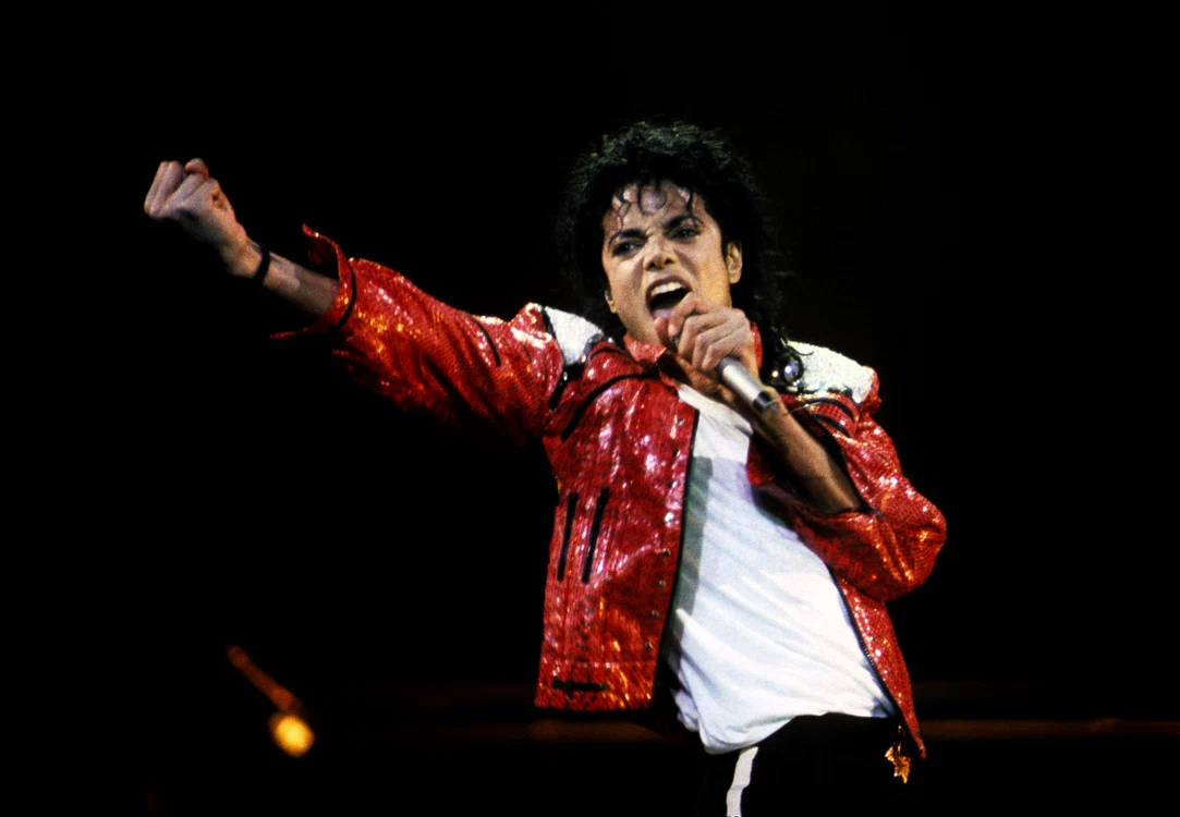 Michael Jackson a murit pe 25 iunie 2009