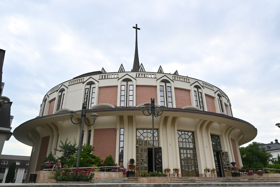 Catedrala Romano-Catolică de la Iași, de vizitat. Locuri din capitala Moldovei pe care trebuie neapărat să le vezi VIDEO