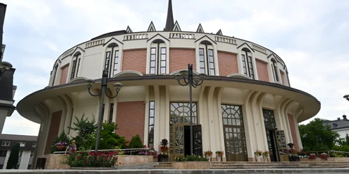 Catedrala Romano Catolică Iași SURSĂ Cristian Hitruc