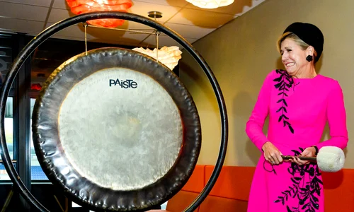 Regina Máxima în fucsia, Profimedia (2) jpg