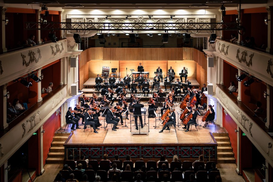 Criză la Filarmonica din Sibiu. Instituția de cultură rămâne fără bani de salarii din august