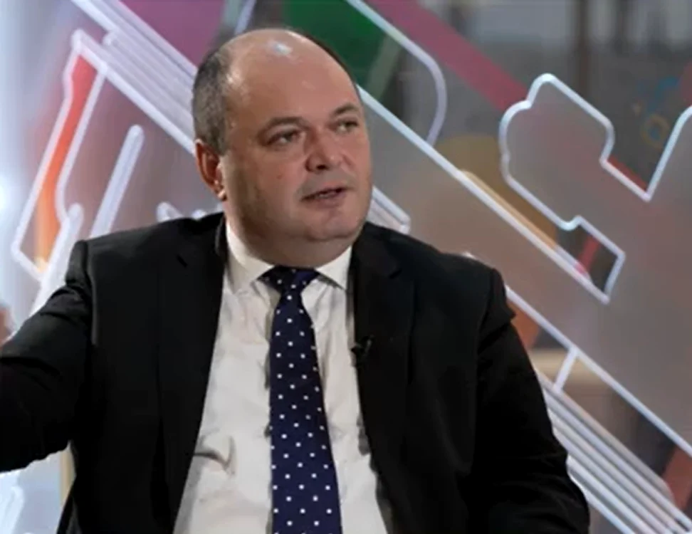 Economistul Ionuț Dumitru, consilier al premierului Ilie Bolojan. FOTO: captură video Antena 3 CNN