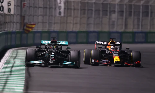 hamilton verstappen gettyimages 1357330376 jpeg