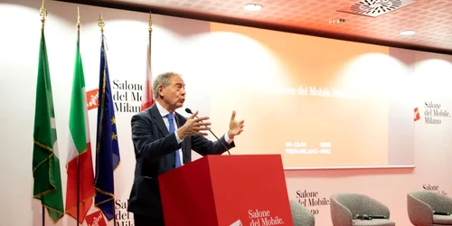 Adolfo Urso 1, 2025, Salonul de Mobilă din Milano, foto Facebook Adolfo Urso jpg