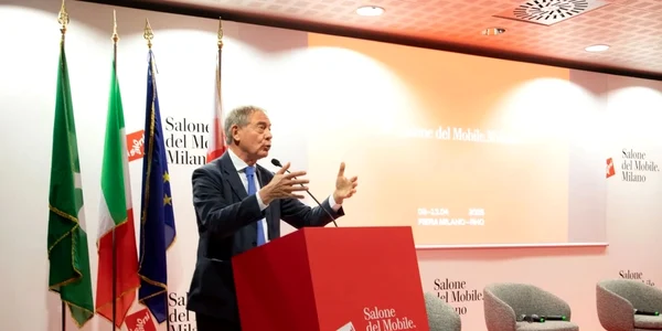 Adolfo Urso 1, 2025, Salonul de Mobilă din Milano, foto Facebook Adolfo Urso jpg