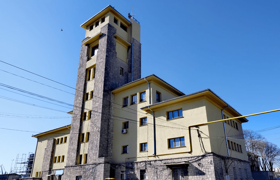 Bursa Nouă, clădirea-simbol a Portului Constanța, în plină reabilitare. Peste 9 milioane de lei, investiți în lucrări