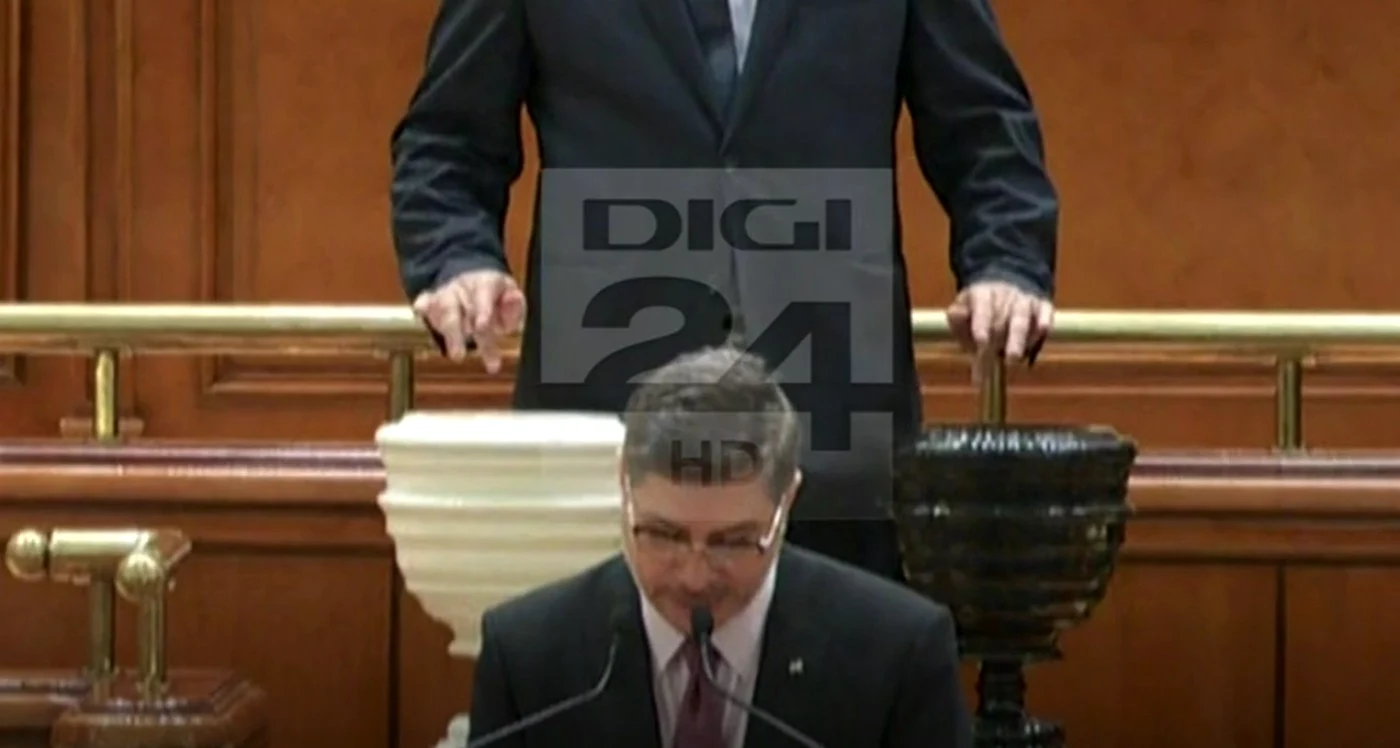 gest obscen nicolae moga