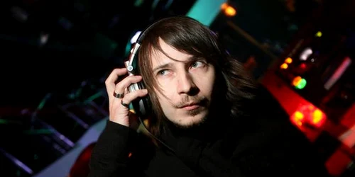 DJ Marika mixează pentru reşiţeni.