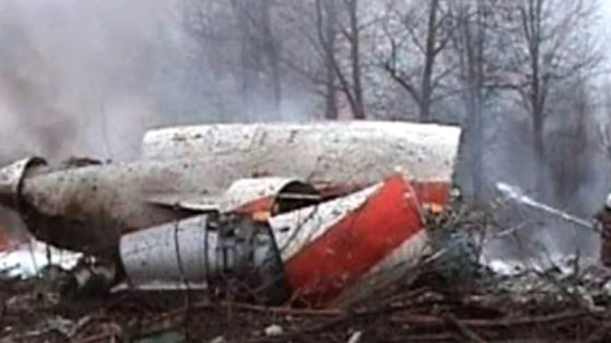 Oficialii polonezi de rang înalt nu vor mai putea călători în acelaşi avion jpeg