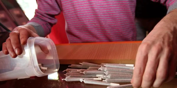 Consumului de NRG-1 favorizează paranoia şi tendinţele sinucigaşe