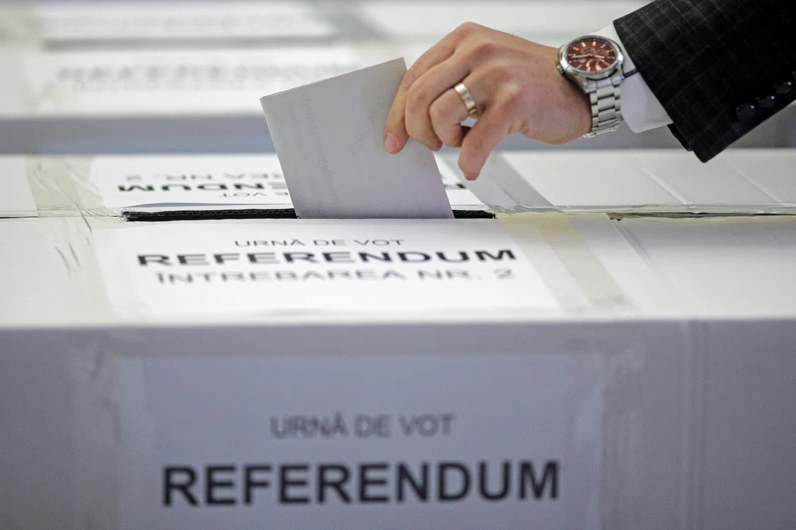 
    Votul pe care îl vei da la referendum și la europarlamentare, duminică, 26 mai 2019, trebuie să respecte legile în vigoareFoto: Inquam photos/Octav Ganea  