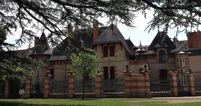 Conacul francez neatins timp de 100 de ani / foto: captură video