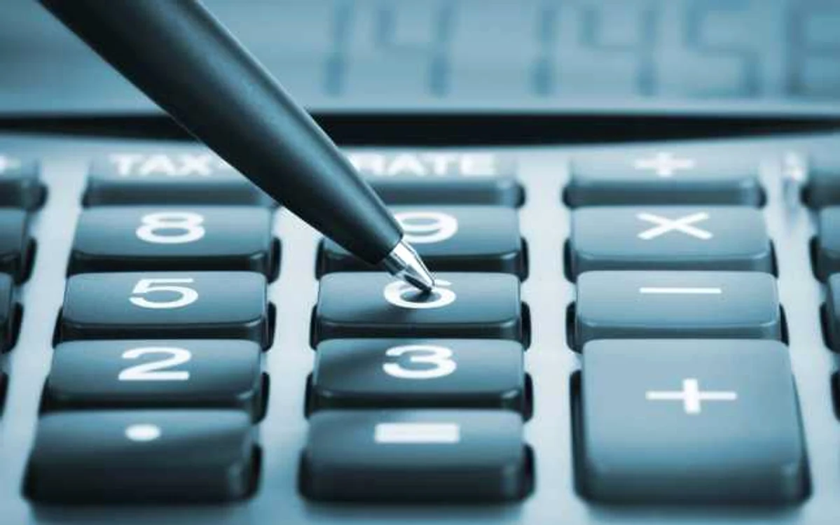 Expirarea taxei de 5,5% înseamnă salarii mai mari pentru oficialii UE FOTO Shutterstock