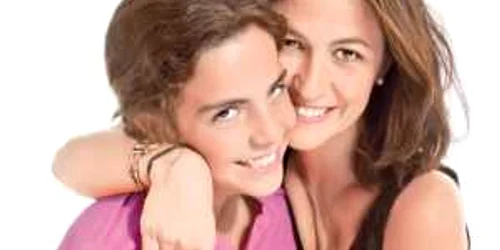 Fii prieten cu copilul tău, dar aminteşte-i mereu că totuşi  tu eşti adultul