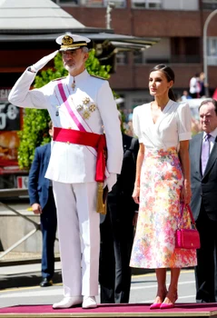 Regele Felipe și Regina Letizia, în Granada