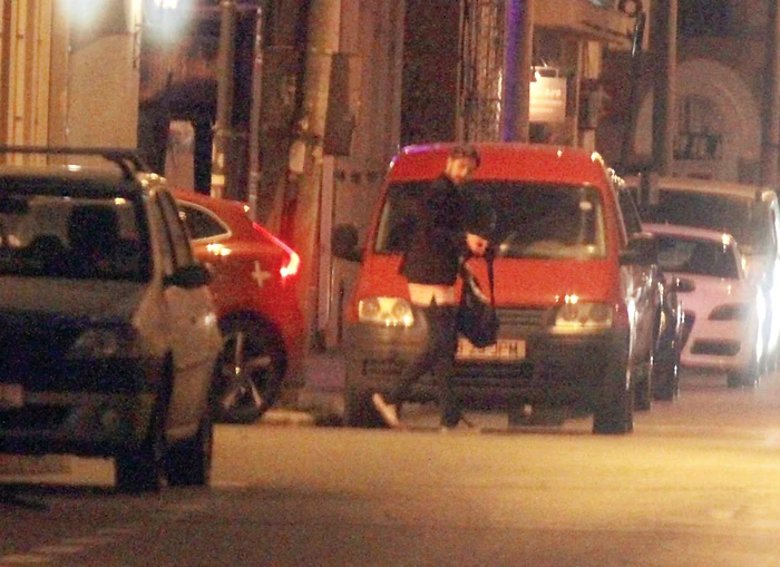 Vandici s-a urcat la volan și și-a condus tinerelul până în apropierea casei acestuia