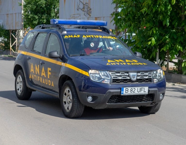 Un solist de muzică de petrecere ar fi fentat Fiscul cu 1,6 milioane de lei. Ar fi vorba despre Dani Mocanu | Surse