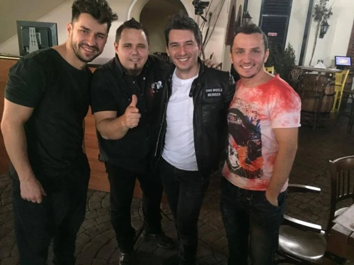 Ovidiu și Mihai sunt prieteni