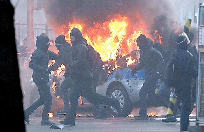 Fumul gros îţi tăia respiraţia