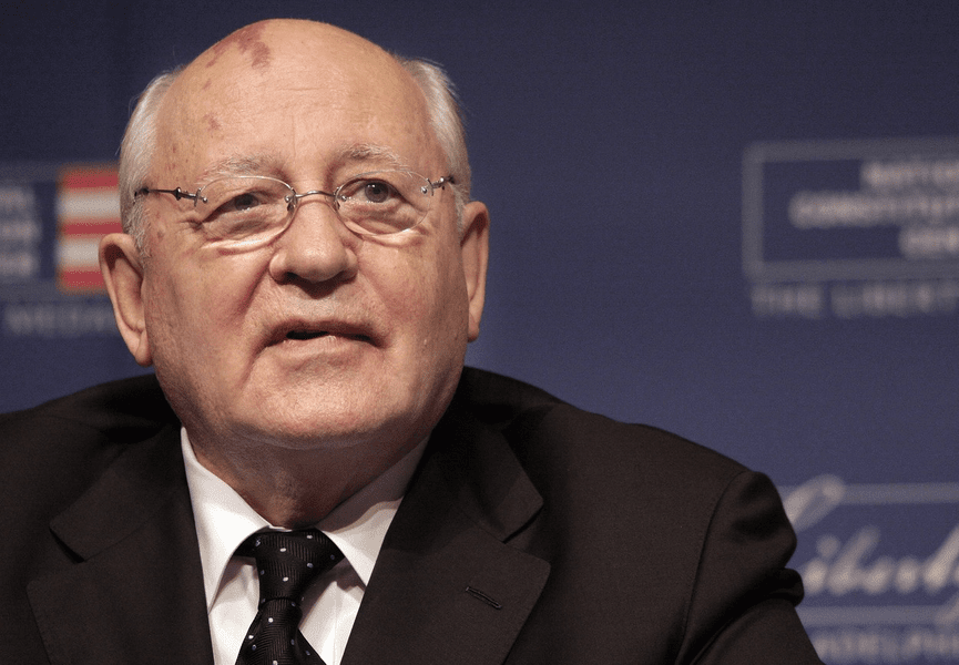 Mihail Gorbaciov, liderul rus școlit de KGB care a dus la prăbușirea Uniunii Sovietice și la dărâmarea Cortinei de Fier