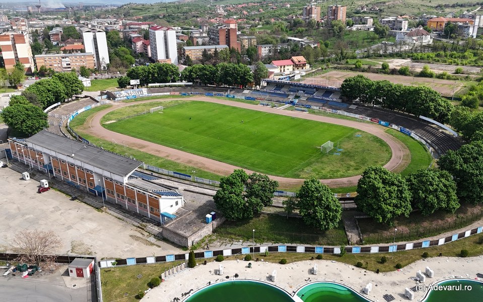 Stadionul care i-a primit pe Hrușciov și Lucescu, la final de drum. Ultimul fluier înainte de marea demolare