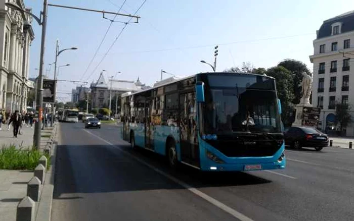 Şoferii STB sunt şcoliţi pe noile autobuze  FOTO Facebook