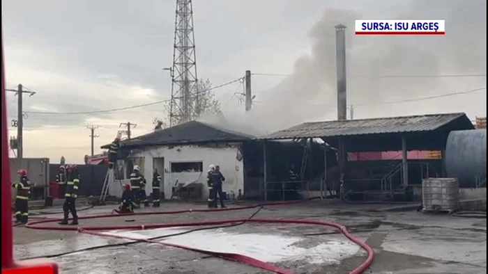 Imagine de la locul incendiului FOTO ISU Argeș