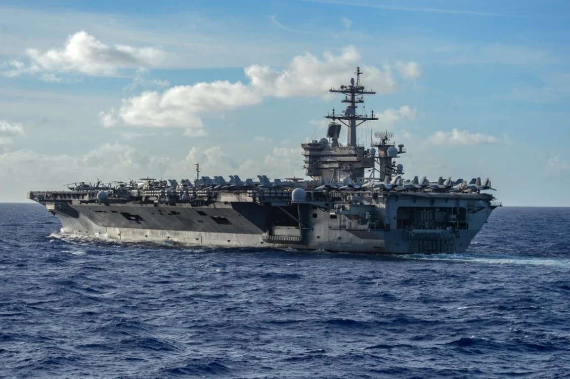 Portavionul USS Theodore Roosevelt în Marea Neagră 23 iunie 2020 FOTO US Navy