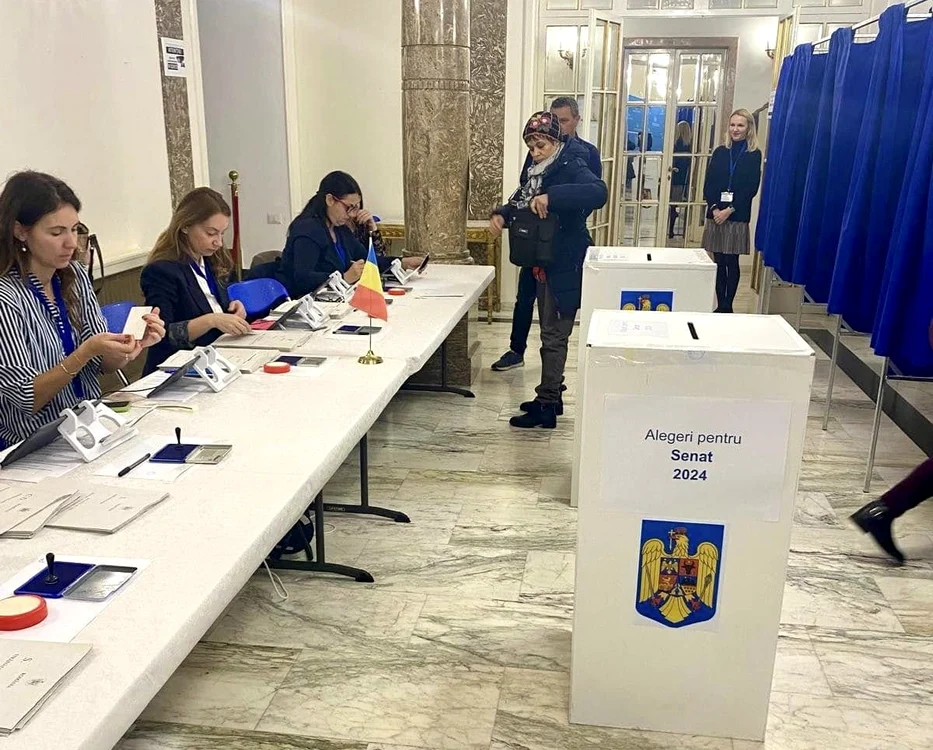 Una dintre secţiile de votare pentru români a fost la Consulatul din Roma. Foto Facebook