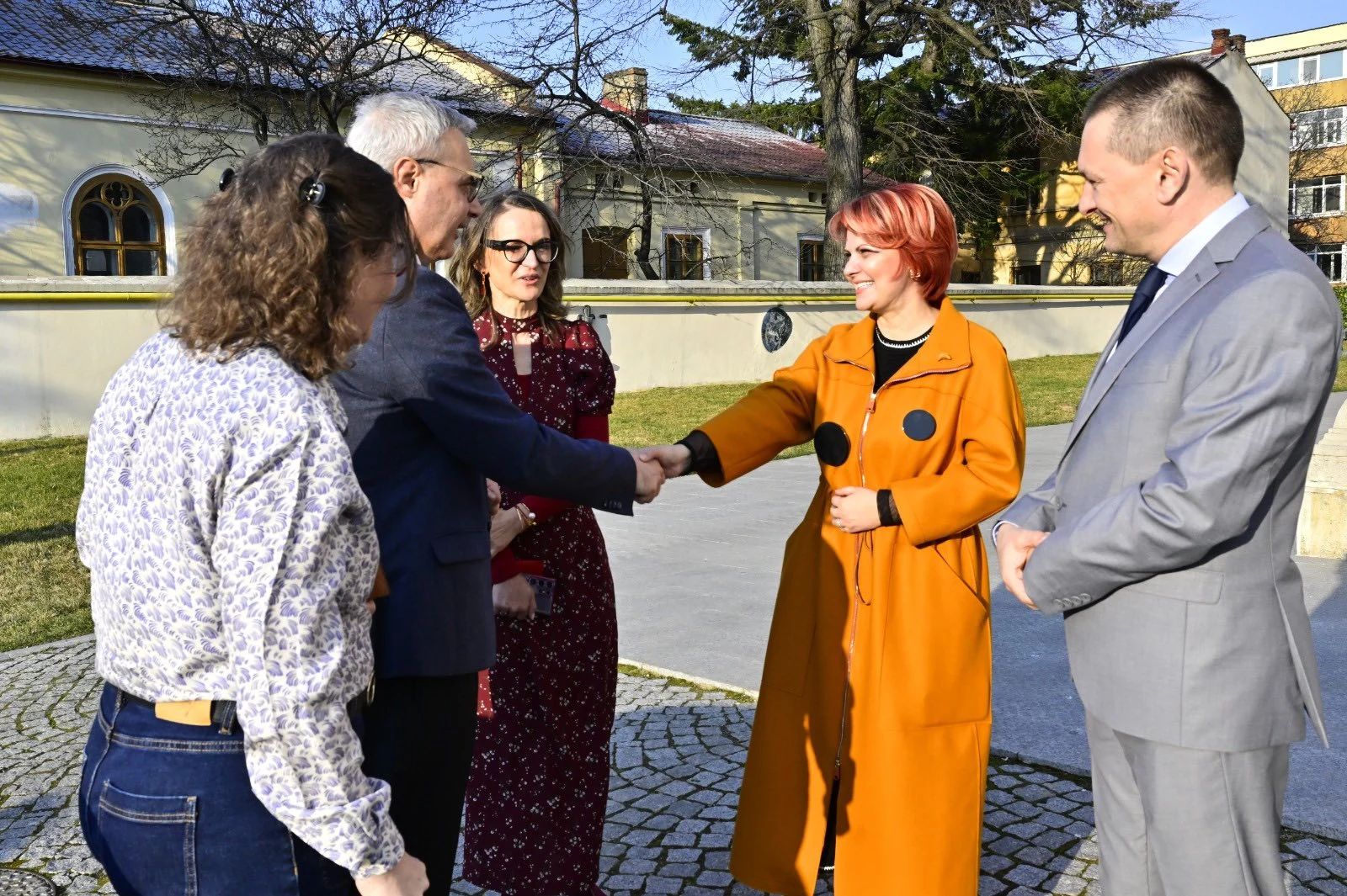 Olguța Vasilescu le bate obrazul pensionarilor care n-au votat cu PSD: „Mulți au preferat un partid care s-a uitat, fără să voteze”