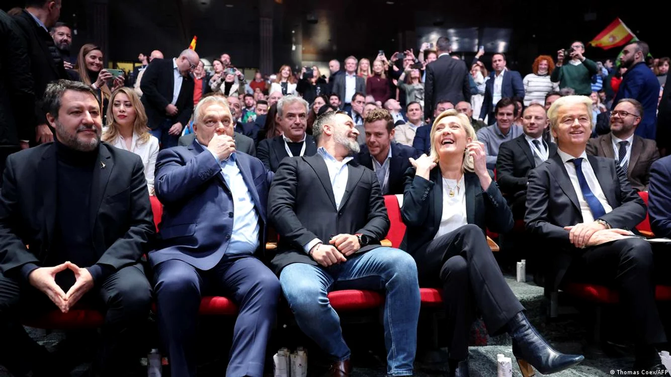 Marine Le Pen se întâlnește cu plăcere cu alți politicieni europeni de dreapta