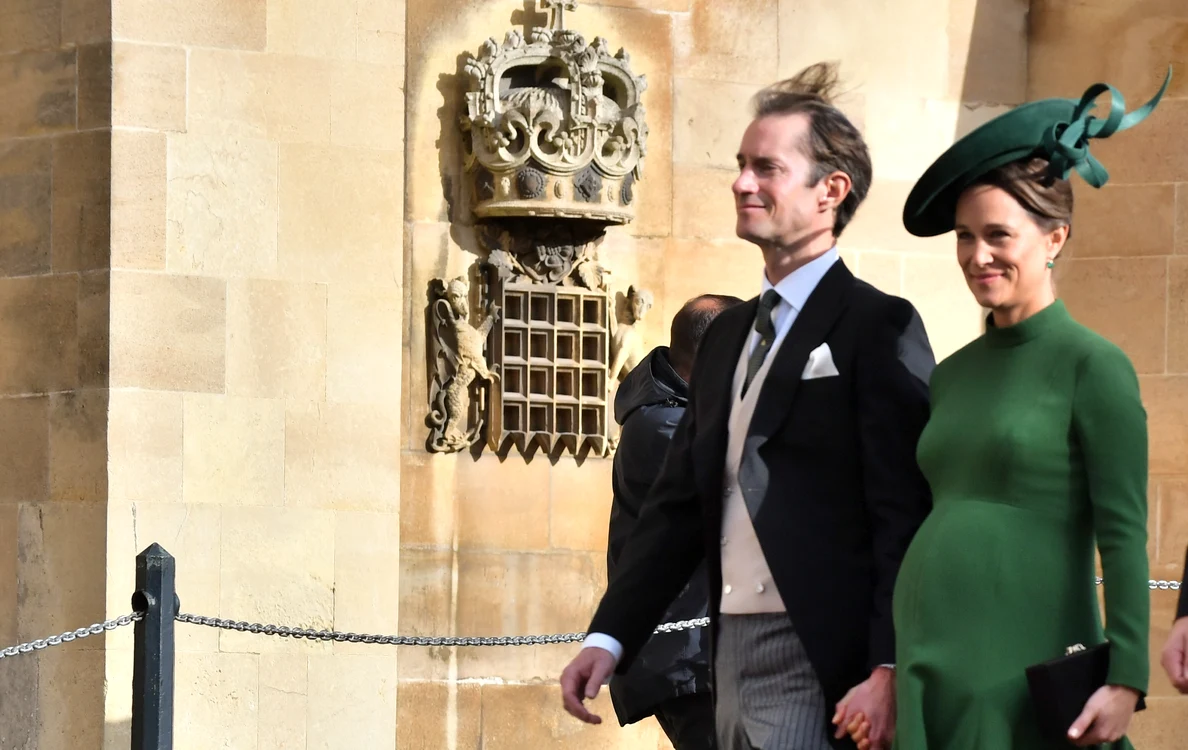 
    Pippa Middleton a fost la nunta prinţesei Eugenie împreună cu soţul James Matthews, deşi aşteaptă să nascăFoto: GuliverGetty Images  