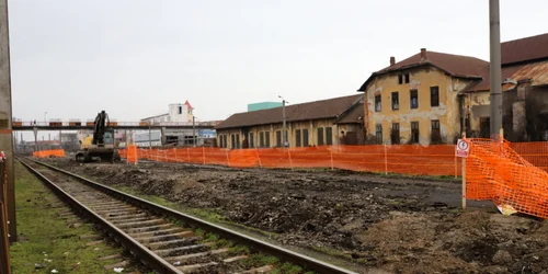 gara simeria si calea ferata in santier foto daniel guta adevarul