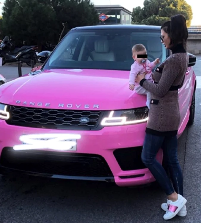 Mădălina a primit cadou un Range Rover care poate ajunge la suma de 80.000 de euro 