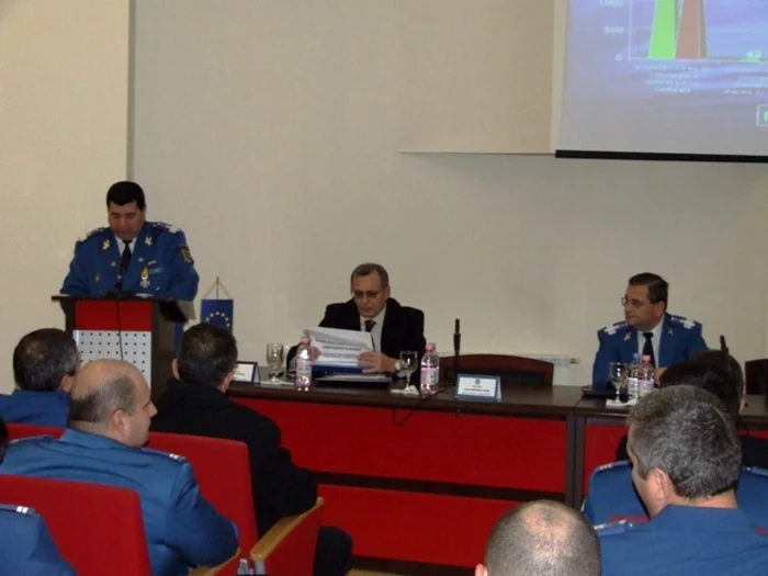 Jandarmii dâmboviţeni au executat peste 14700 de misiuni pe linie de ordine publică