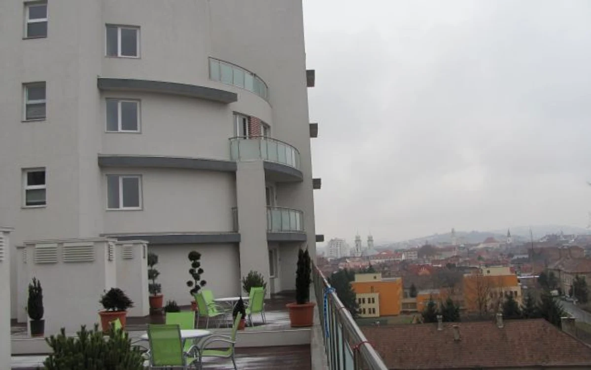 Aproximativ 25.000 de apartamente au fost scoase la vânzare în 2011 în Bucureşti, cu 6% mai multe faţă de 2010