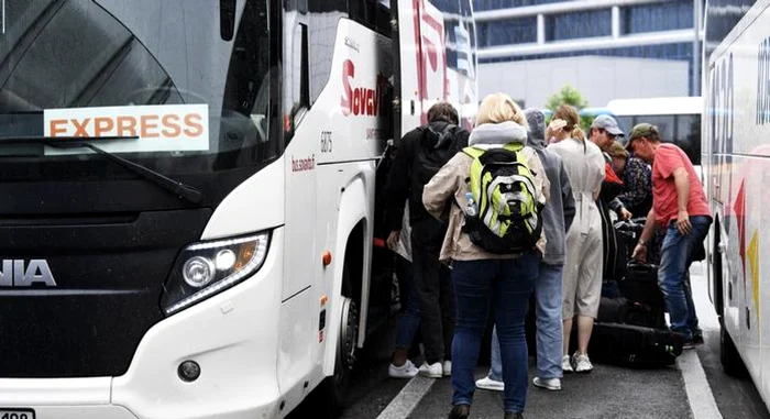 Românii folosesc autocarul mai des decât trenul, Foto: Arhivă Adevărul