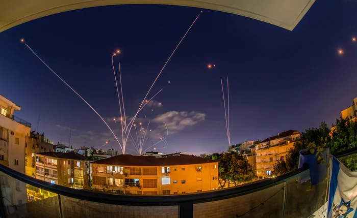 Scutul Iron Drome interceptează rachete trase dinspre Gaza FOTO SHUUTERSTOCK