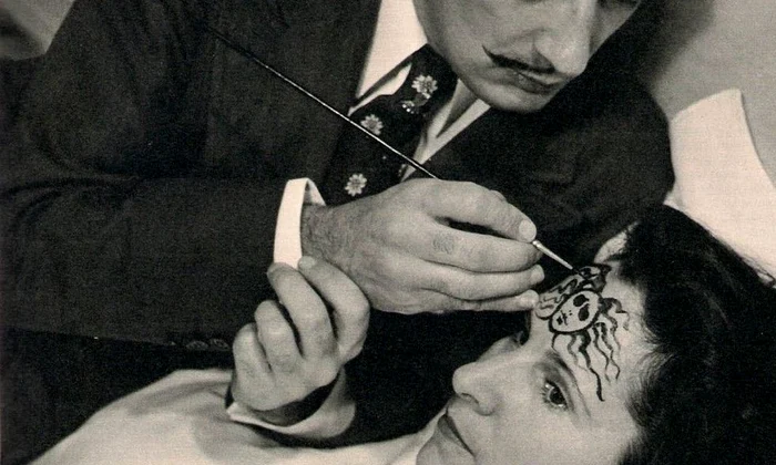 Gala Dali, marea dragoste şi muza lui Salvador jpeg