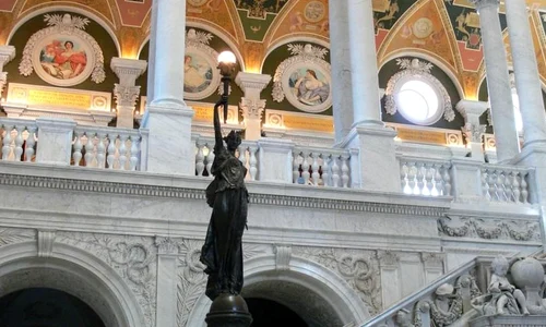 Cea mai mare bibliotecă din lume este Biblioteca Congresului S U A jpeg