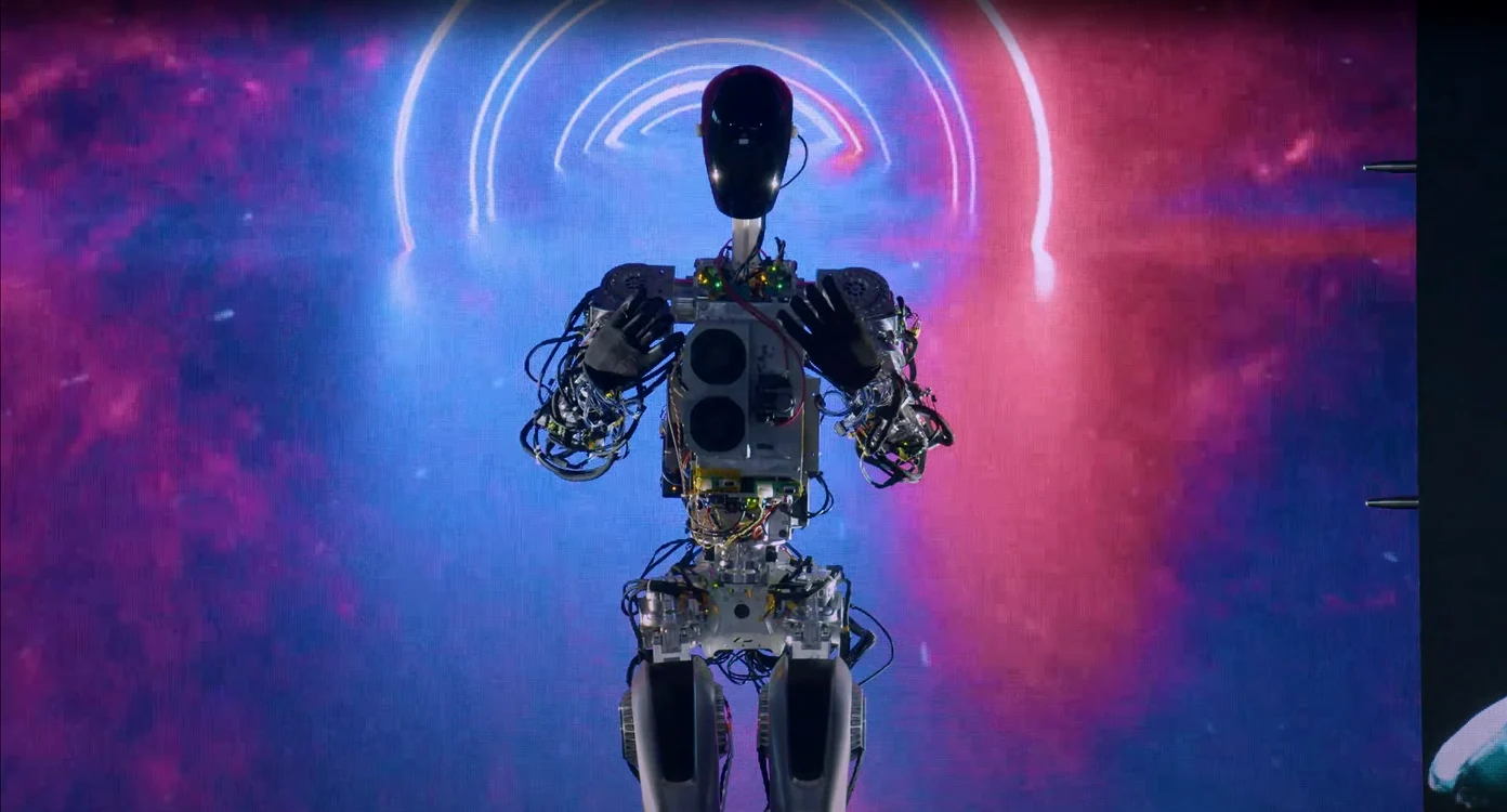 Robotul umanoid Optimus prezentat la Tesla AI Day 2022 CAPTURĂ Tesla  YouTube (2) jpg