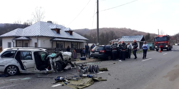 Imagini de la accidentul din Băile Govora cu 6 victime dintre care una decedata Foto Adevărul