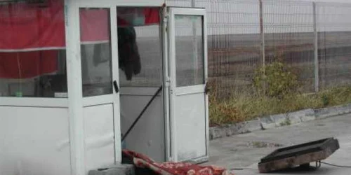 Cadavrul bărbatului a fost transportat la morgă în vederea efectuării necropsiei