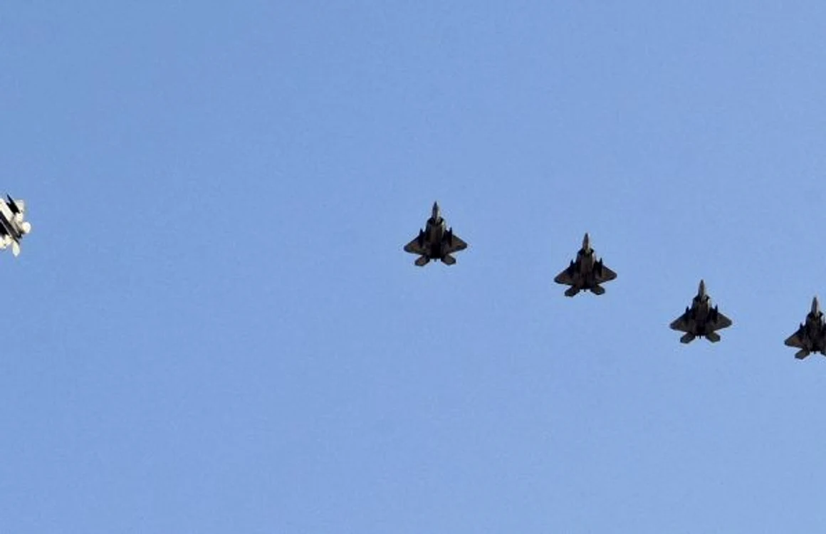 FOTO US Air Force